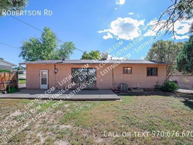 3 BR, 2 BA Apartment 7 Robertson Rd, Pueblo, CO 81001
