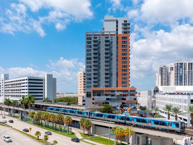 3 BR, 2 BA Apartment 8400 S Dixie Highway Unit 2018, Miami, FL 33143