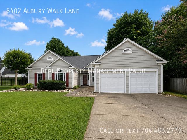 3 BR, 2 BA Apartment 8402 Albury Walk Lane, Charlotte, NC 28277