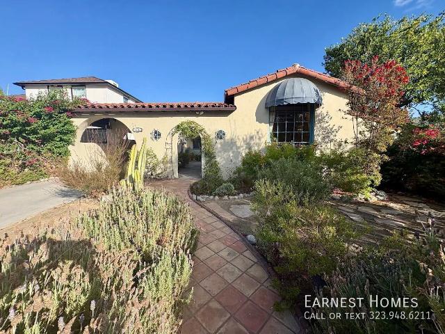 3 BR, 2 BA Apartment 842 E Walnut Ave, Burbank, CA 91501