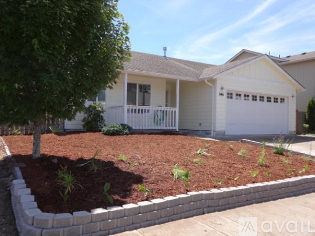 3 BR, 2 BA Apartment 846 NW Riverbow Ave, Albany, OR 97321