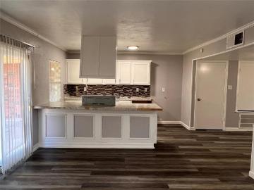 3 BR, 2 BA Apartment 8506 Woodside Road, Rowlett, TX 75088
