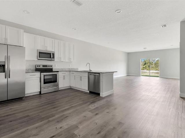 3 BR, 2 BA Apartment 8519 Agate Street, Port Charlotte, FL 33981