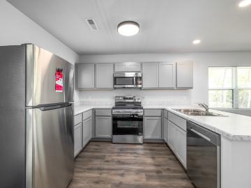 3 BR, 2 BA Apartment 873 Chapel Drive, Milton, WI 53563