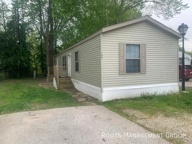 3 BR, 2 BA Apartment 8725 Wabash Avenue #140, Terre Haute, IN 47803
