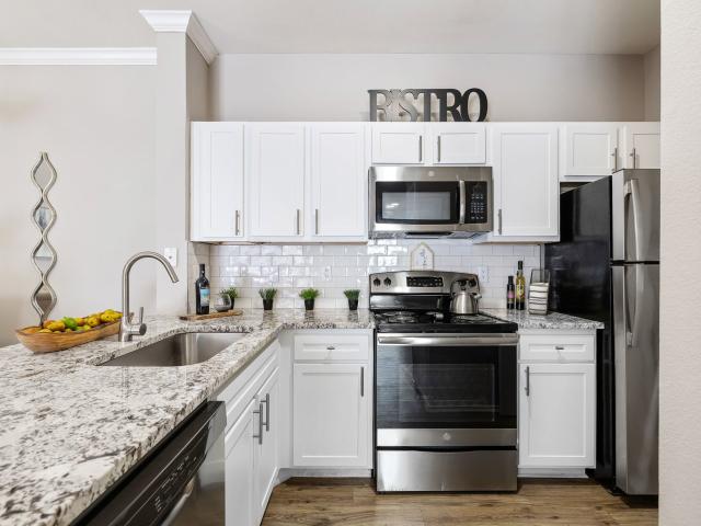 3 BR, 2 BA Apartment 8801 FM 620 North Unit 1 1731, Austin, TX 78726