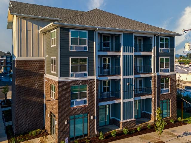 3 BR, 2 BA Apartment 8810 Southeast Otty Road Unit 26757, Happy Valley, OR 97086