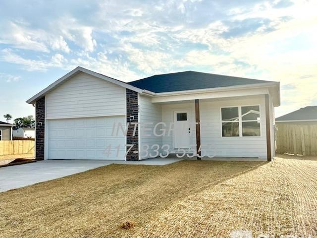 3 BR, 2 BA Apartment 888 South Spring Hill Avenue, Springfield, MO 65802
