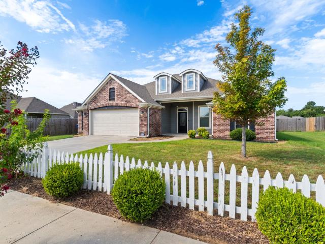 3 BR, 2 BA Apartment 8912 Wildwood Way, Fort Smith, AR 72908