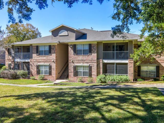 3 BR, 2 BA Apartment 8917 N Davis Hwy Unit 33807, Pensacola, FL 32514