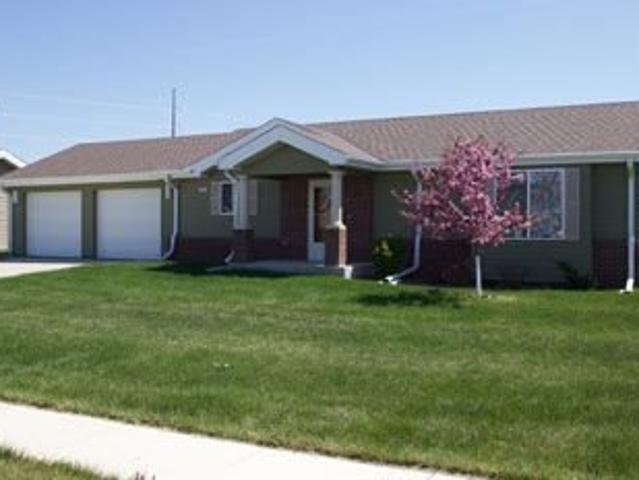 3 BR, 2 BA Apartment 800 West 25th St South Sioux City, NE 68776