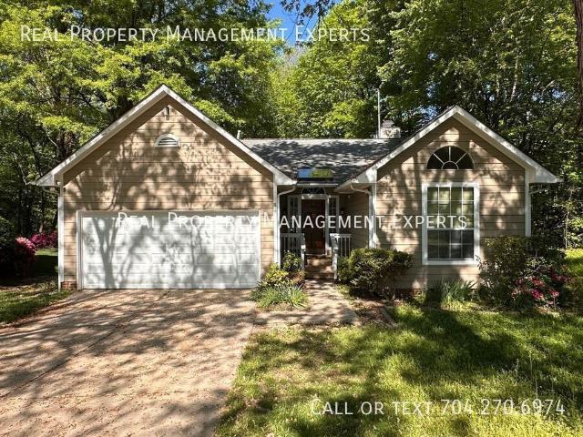 3 BR, 2 BA Apartment 801 Water Wheel Ct, Charlotte, NC 28209