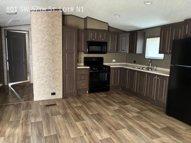 3 BR, 2 BA Apartment 801 SW 57th St. Lot# N1, Topeka, KS 66609