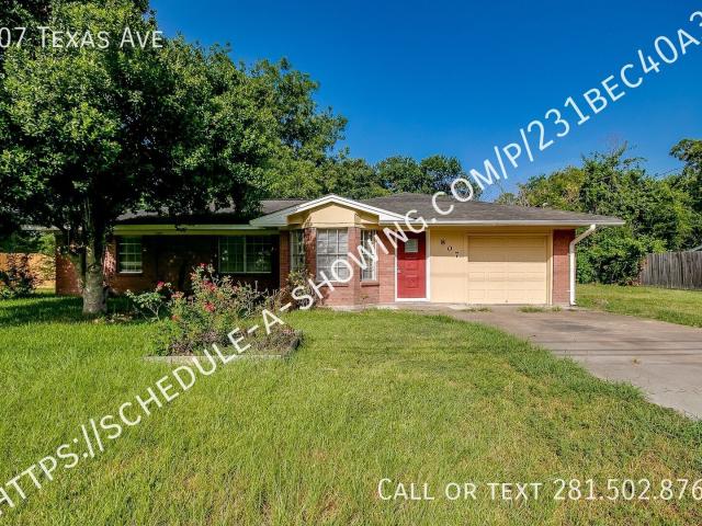 3 BR, 2 BA Apartment 807 Texas Ave, League City, TX 77573
