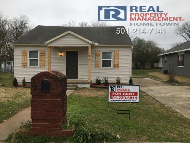 3 BR, 2 BA Apartment 807 S Main St, Benton, AR 72015