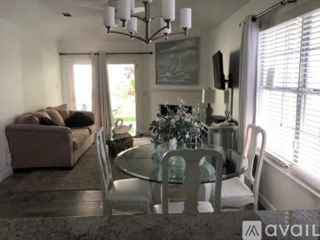 3 BR, 2 BA Apartment 804 Crystal Wells Ct S, Fairhope, AL 36532