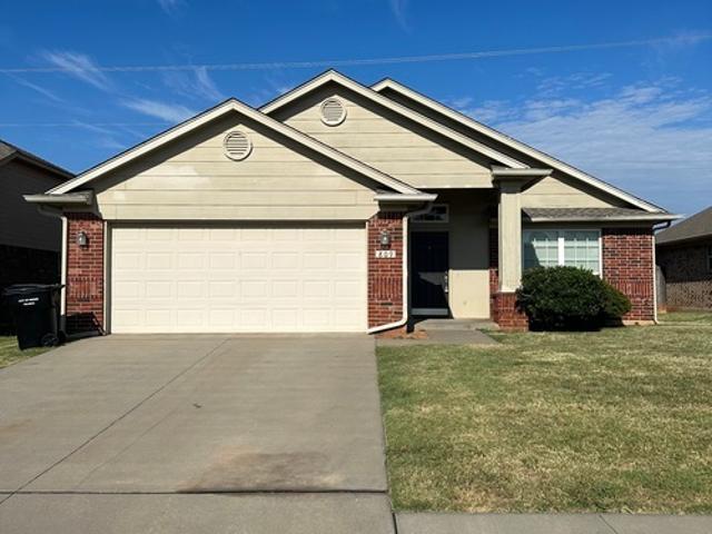 3 BR, 2 BA Apartment 809 Beechwood Way, Moore, OK 73160