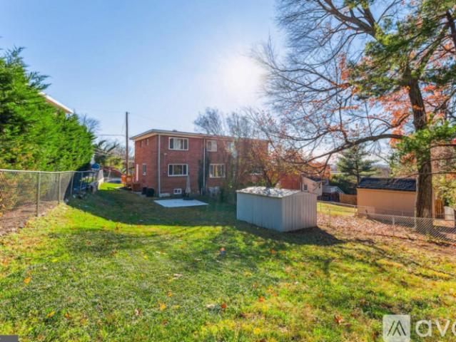 3 BR, 2 BA Apartment 810 Neptune Avenue, Unit 810, Oxon Hill, MD 20745