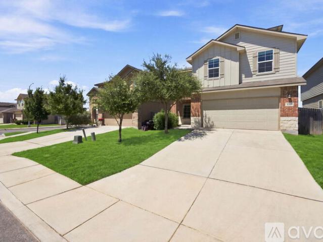 3 BR, 2 BA Apartment 8111 Autares Sq, San Antonio, TX 78252