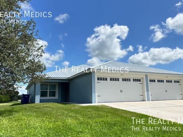 3 BR, 2 BA Apartment 8147 Cozumel Ln, Sebring, FL 33876