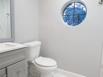 3 BR, 2 BA Apartment 815 Valleycreek Road, Mesquite, TX 75181