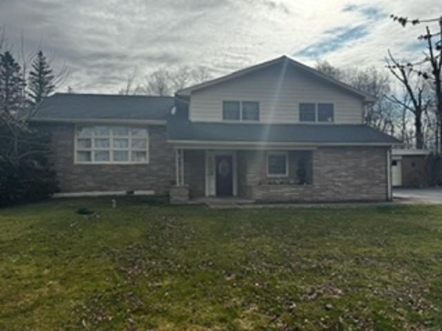 3 BR, 2 BA Apartment 818 griffin pond road, clark summit, PA 18411