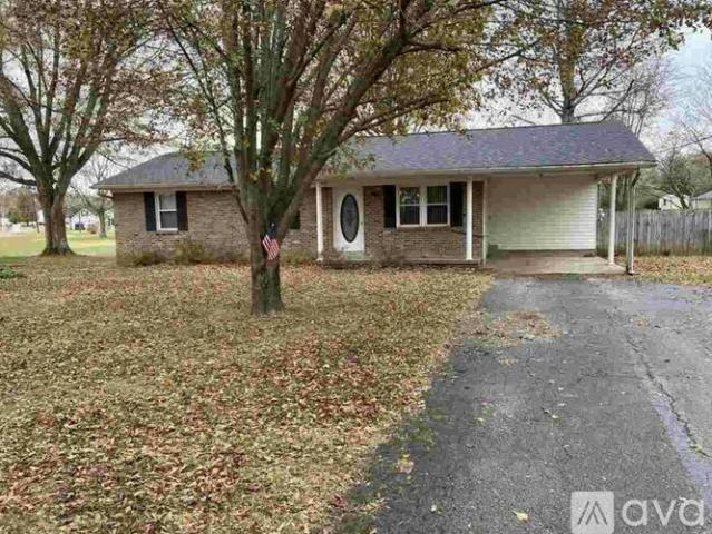 3 BR, 2 BA Apartment 825 Sanford St, Henderson, TN 38340