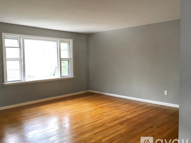 3 BR, 2 BA Apartment 826 Leroy Street, Unit 826, Ferndale, MI 48220
