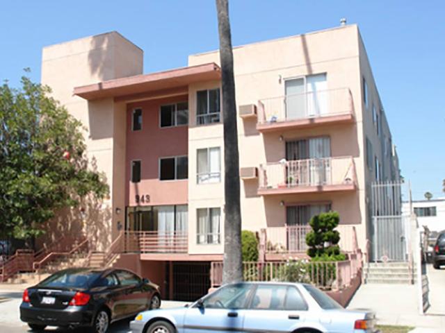 3 BR, 2 BA Apartment 943 Arapahoe Street Unit 305, Los Angeles, CA 90006