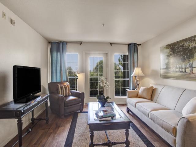 3 BR, 2 BA Apartment 9425 South Riverside Drive Unit 1227, Sandy, UT 84070