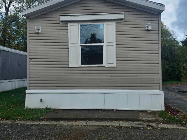 3 BR, 2 BA Apartment 993 E michigan ave, Battle creek, MI 49014