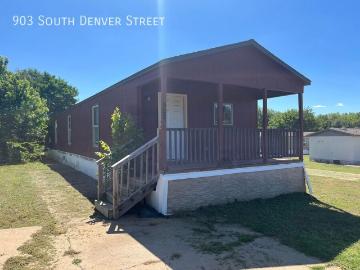 3 BR, 2 BA Apartment 903 South Denver Street, Stillwater, OK 74074