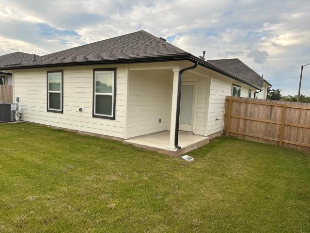 3 BR, 2 BA Apartment 901 Coffee Ml Lane, College Station, TX 77845