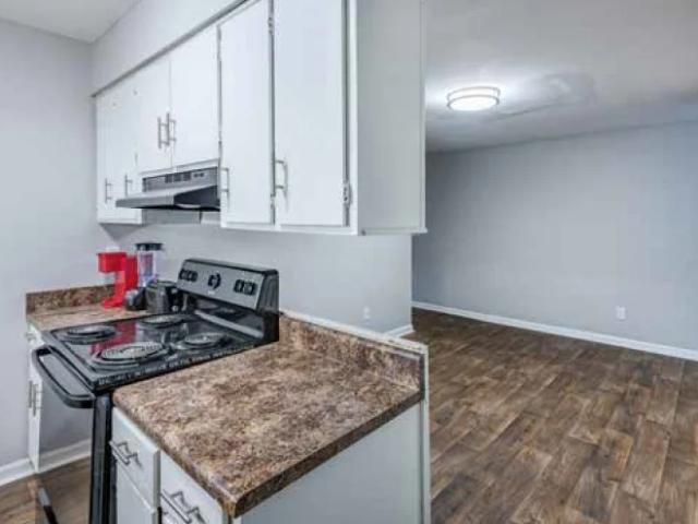 3 BR, 2 BA Apartment 901 N Main St, Mauldin, SC 29662