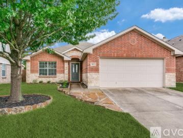 3 BR, 2 BA Apartment 9021 Graywolf Ridge Trail, Fort Worth, TX 76244