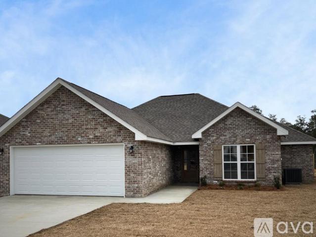 3 BR, 2 BA Apartment 90 E Bartlet Wy, Hattiesburg, MS 39402
