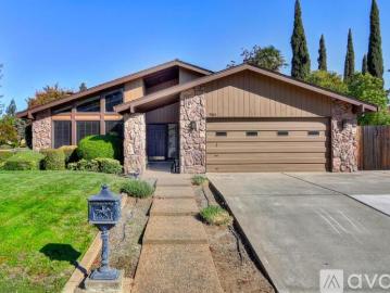 3 BR, 2 BA Apartment 9101 Yount Court, Elk Grove, CA 95624