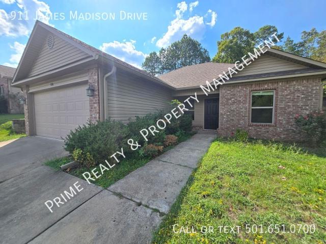 3 BR, 2 BA Apartment 911 James Madison Drive, Benton, AR 72019