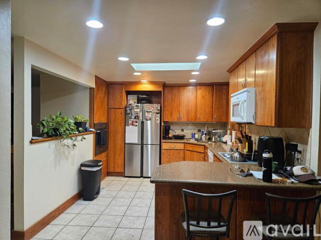 3 BR, 2 BA Apartment 911 South Yukon Street, Denver, CO 80226