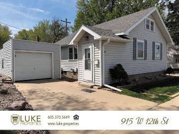 3 BR, 2 BA Apartment 915 W 12th St, Sioux Falls, SD 57104