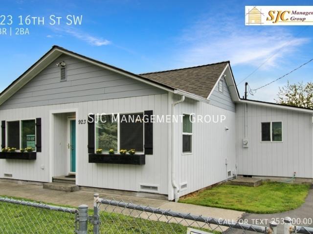 3 BR, 2 BA Apartment 923 16th St SW, Puyallup, WA 98371