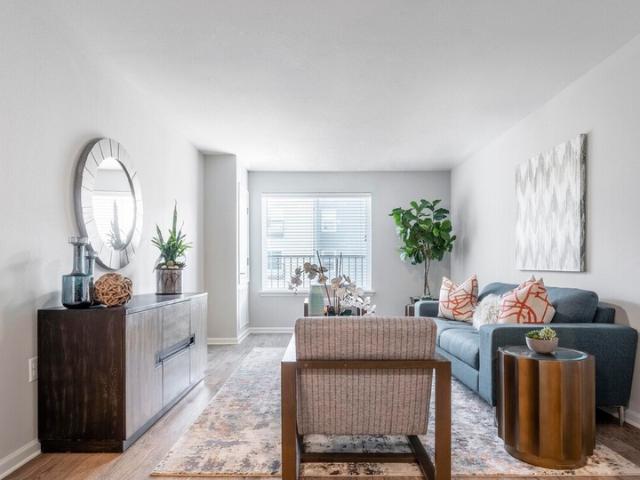 3 BR, 2 BA Apartment 9207 Cameron Rd, Austin, TX 78754
