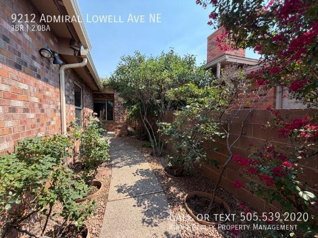 3 BR, 2 BA Apartment 9212 Admiral Lowell Ave NE, Albuquerque, NM 87111