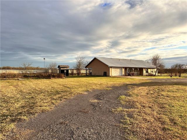 3 BR, 2 BA Apartment 9350 East State Highway 21, Bryan, TX 77808