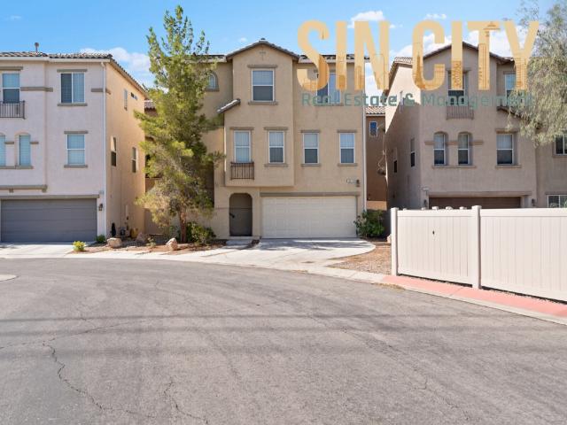 3 BR, 3.5 BA Apartment 1241 Gingerbread Man Avenue, Las Vegas, NV 89183