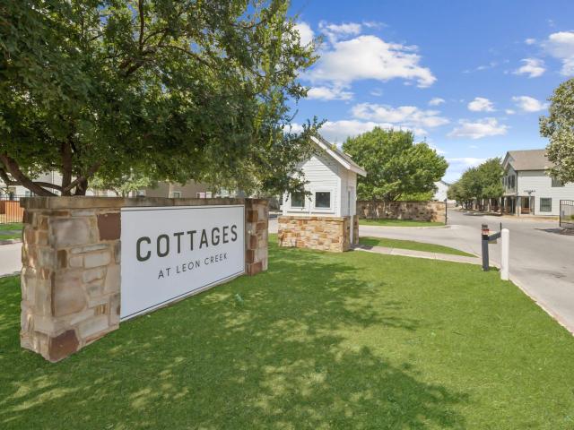 3 BR, 3.5 BA Apartment 12839 Berthoud Lane Unit 13019102, San Antonio, TX 78249