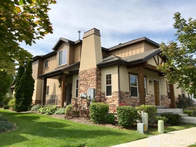 3 BR, 3.5 BA Apartment 1540 Sienna Oak Court, Unit Village on Dimple Dell, Sandy, UT 84092