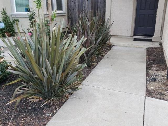 3 BR, 3.5 BA Apartment 1712 Mammoth Way, Sacramento, CA 95834