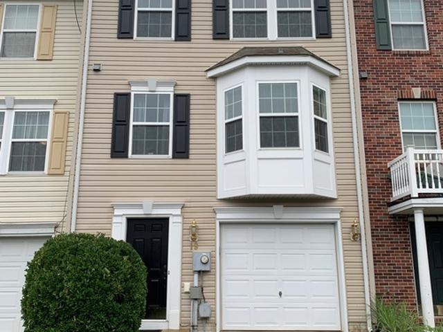 3 BR, 3.5 BA Apartment 19 Desert Rose Way, Martinsburg, WV 25404
