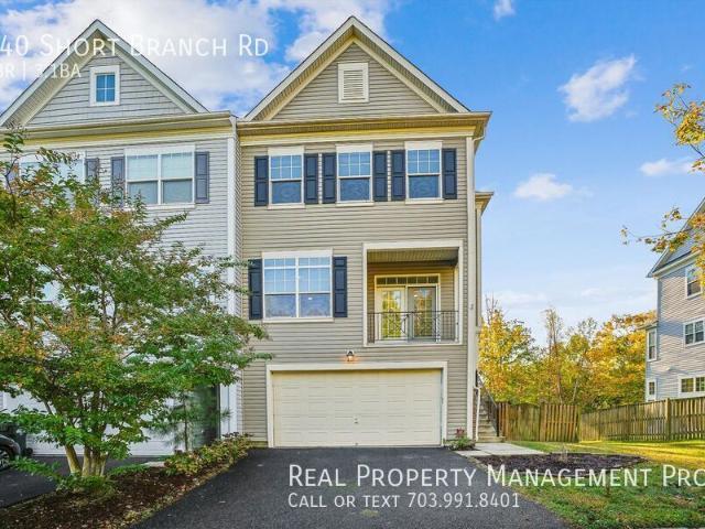 3 BR, 3.5 BA Apartment 240 Short Branch Rd, Stafford, VA 22556